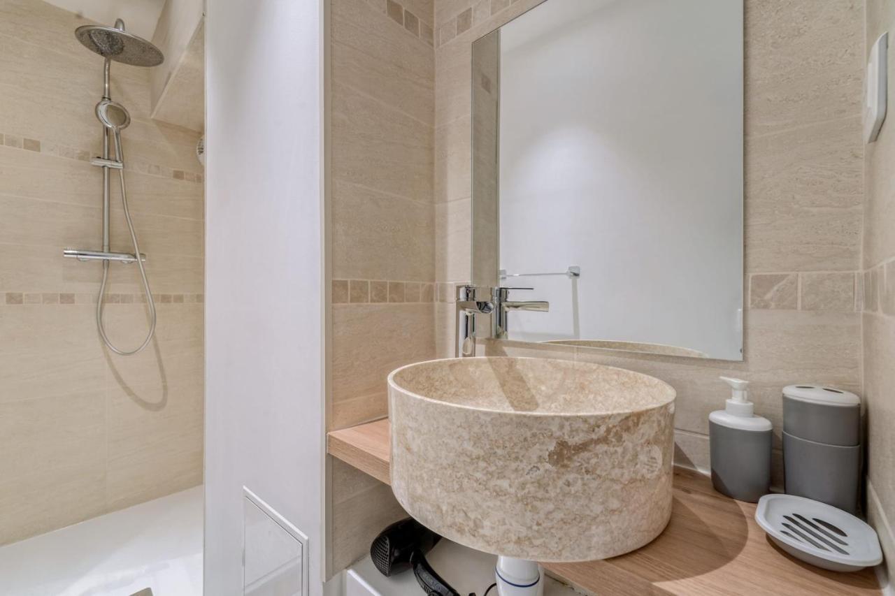 Beautiful Apartement With 2 Bedrooms In Paris Centre Exterior foto